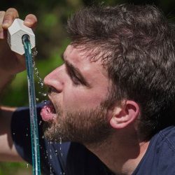 Light Water: Portable Water Purifier with UV Light