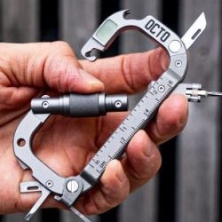 OCTO MAX Rugged Titanium Multitool Carabiner