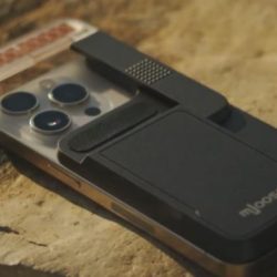 mJoose MagSafe Signal Booster for Smartphones